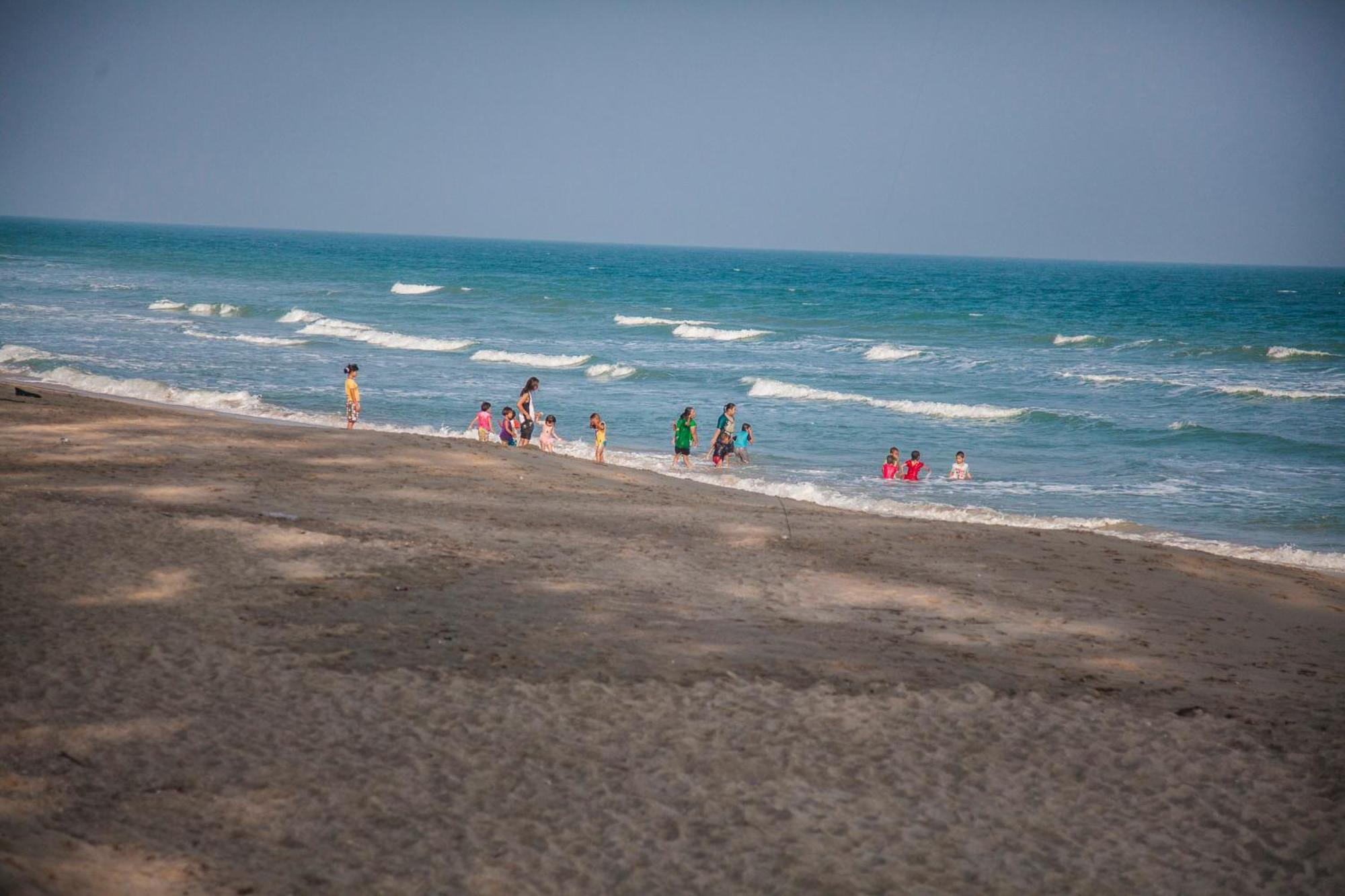 Absolute Beachfront Villa Ban Huai Yang Dış mekan fotoğraf